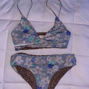 acacia blue cherry blossom set